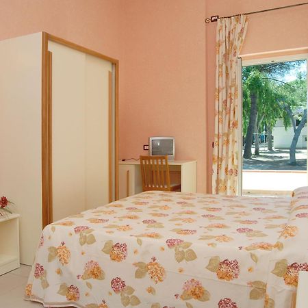 Villaggio Lido Del Mare Rodi Garganico Esterno foto